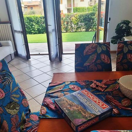 Luminoso Trilocale Con Piscina E Giardino Privato Daire Desenzano del Garda Dış mekan fotoğraf
